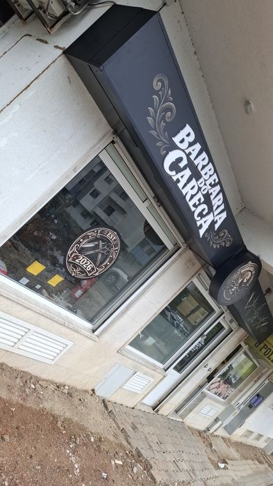 Decoração montra para Barbearia