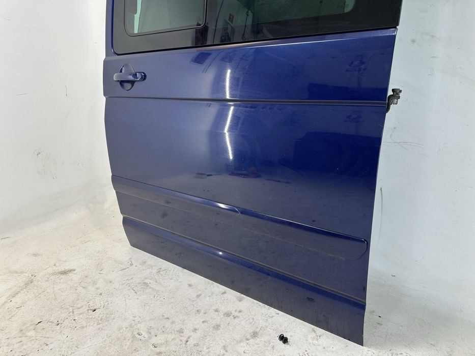 VW T5 Drzwi boczne lewe przesuwne lewa tył multivan caravelle LD5Q
