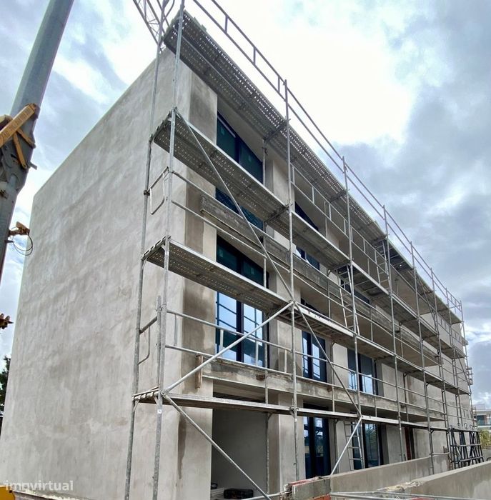 Moderno apartamento T2 em  Nazaré com  Piscina