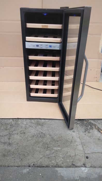 Dwustrefowa chłodziarka do wina Caso Wine Duett 21 butelek lodówka na wino od 7°C do18°C