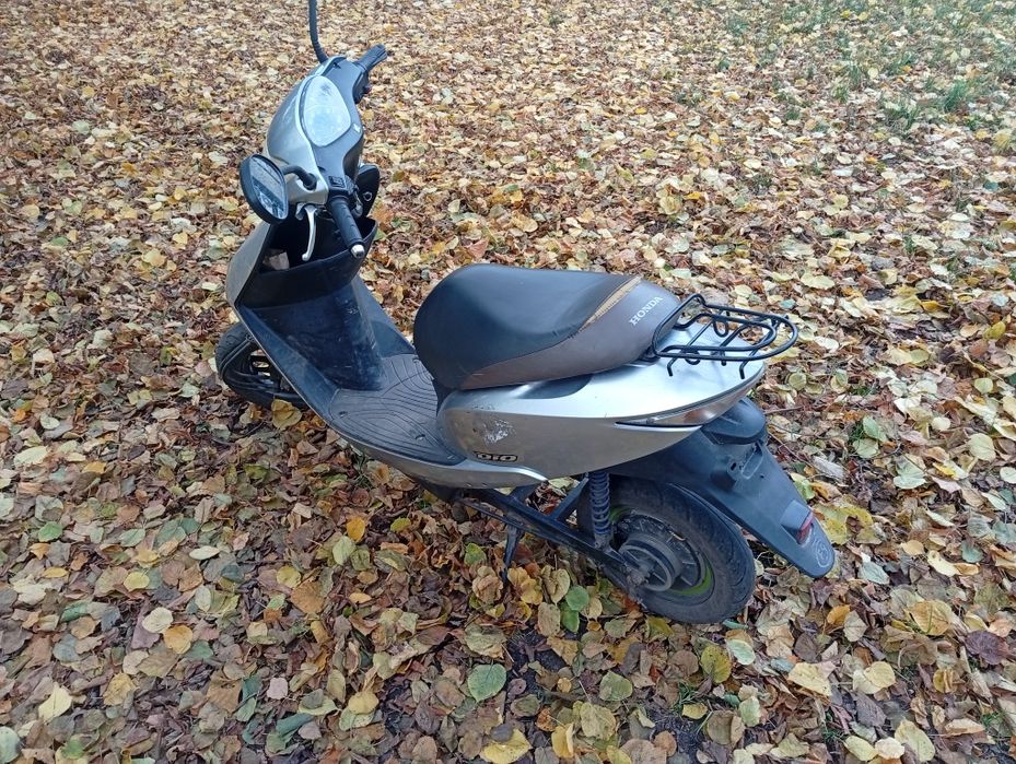 Обмін продаж Honda af 62 електро