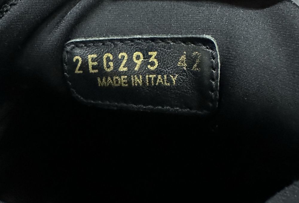 Чоловічі кросівки PRADA