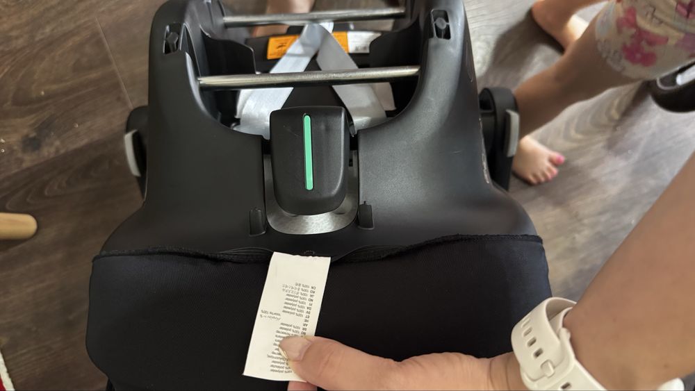 Trio zelia S + base isofix