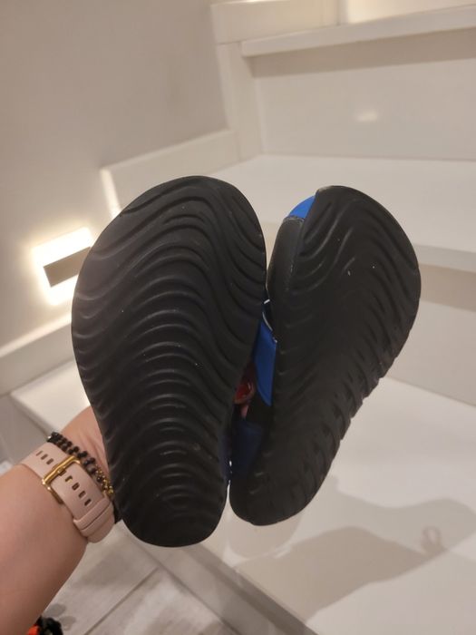 Sandałki Nike rozmiar 27. Sunray Protect 2