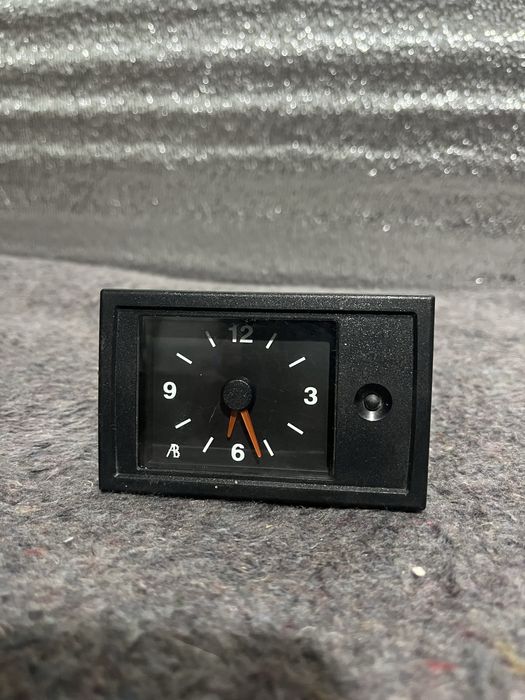 Автомобільний годинник ВАЗ 2110, 2111, 2112