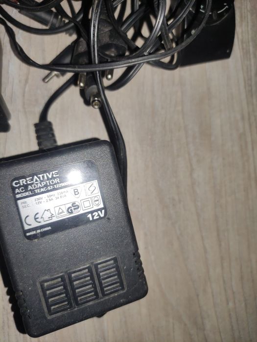 Zestaw 5 głośników plus subwoofer Creative inspire 5.1 5100.
Potencjom