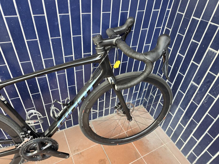 Giant carbono com rodas carbono