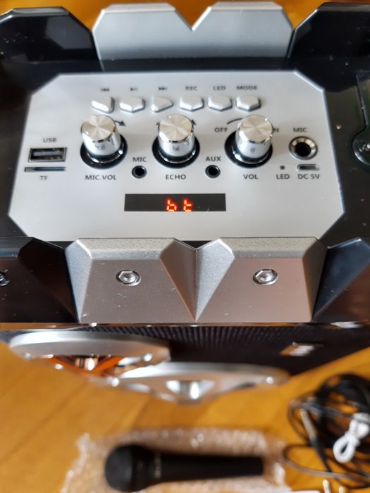 PROMO Boombox głośnik bluetooth karaoke + mikrofon - NOWY