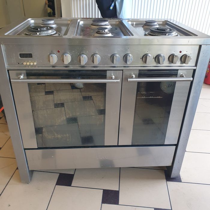 Sprzedam sprzęt gastronomiczny,  wyposażenie