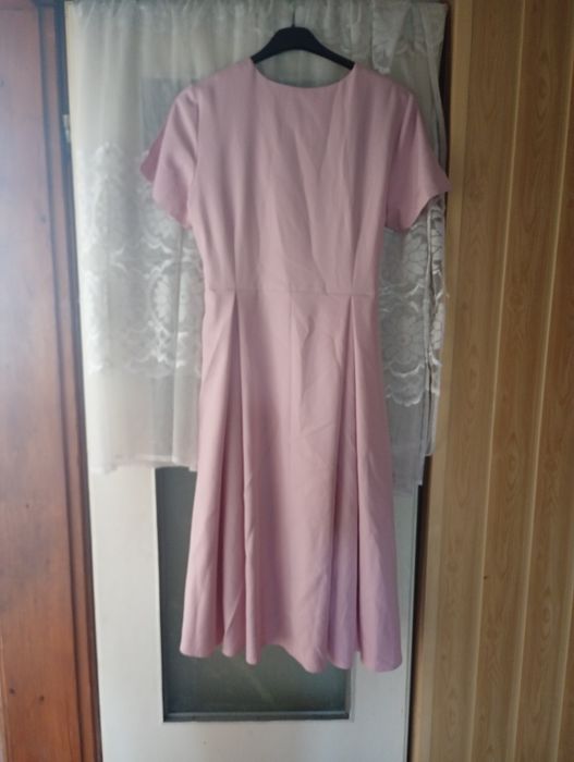 Sukienka elegancka rozmiar 48