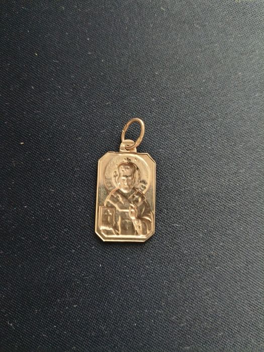 Продам ладанку золото