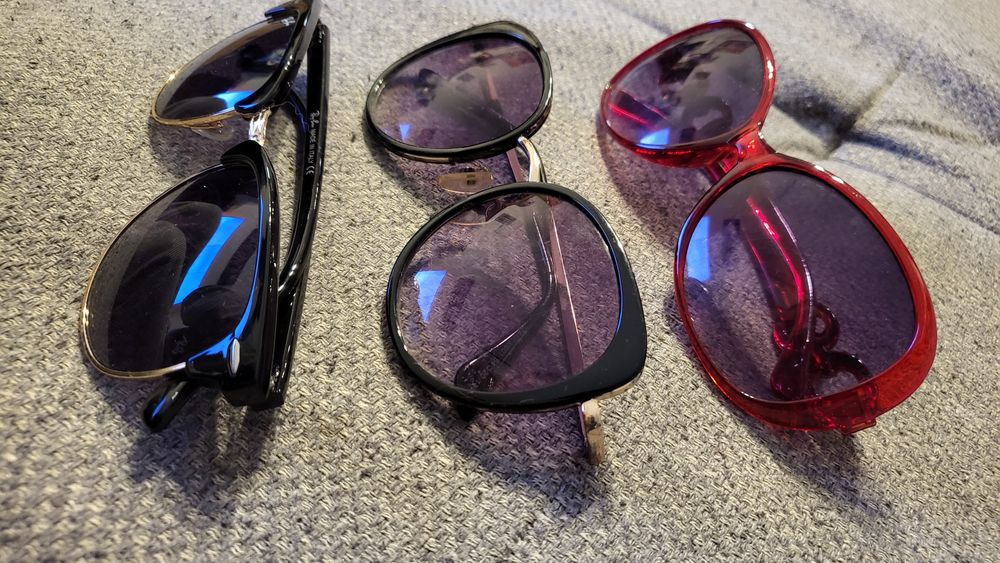 Óculos variados diferentes