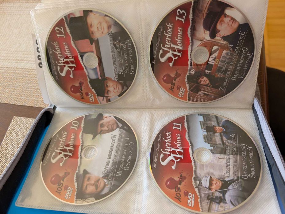 unikalna kolekcja 41 filmów o sherlocku holmsie na 27 płytach dvd.