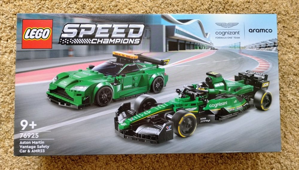 LEGO 76925 Speed Champions - Samochód bezpieczeństwa Aston Martin i AMR23