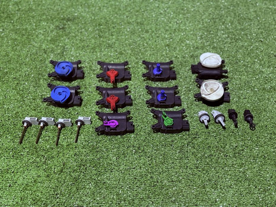 Моторчик заслонки пічки Audi A4 B6 7 A6 C6 заслонка Ауді А6 С6 А4 Б6 7