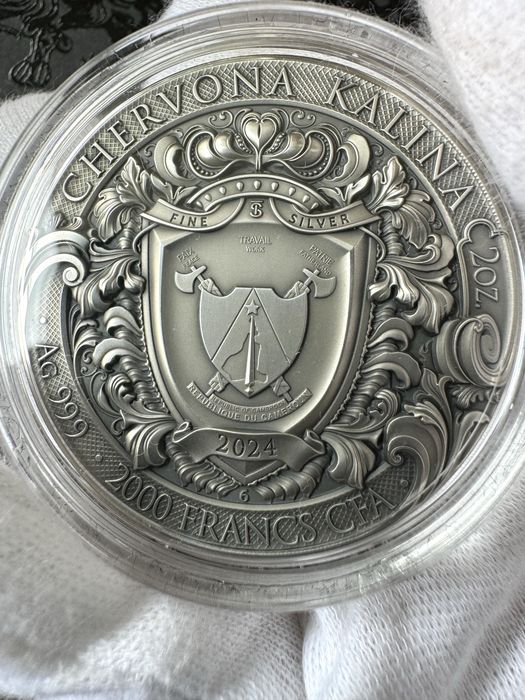 Колекційна срібна монета «Червона калина»  , Камерун , 2024 рік