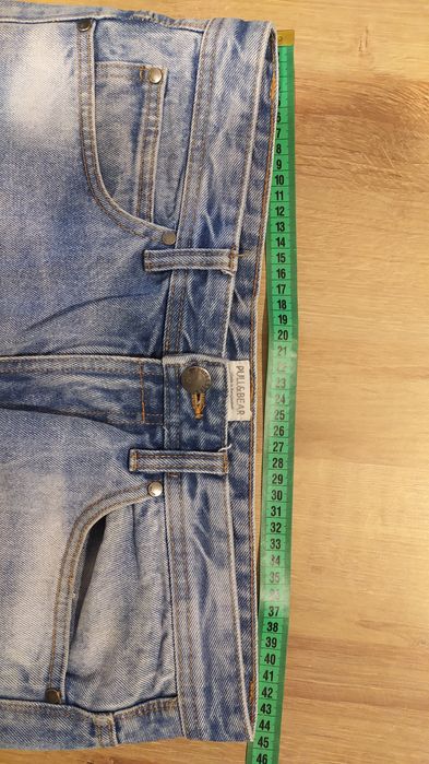 Spodnie jeansowe Pull & Bear