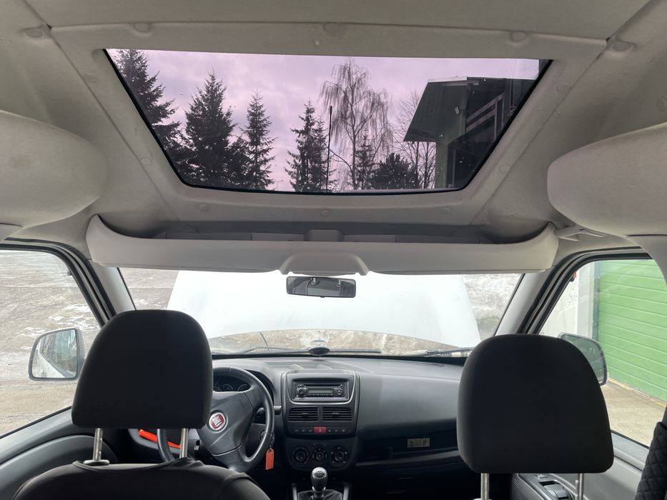 Fiat Doblo dla niepełnosprawnych z podjazdem  1.6 Diesel