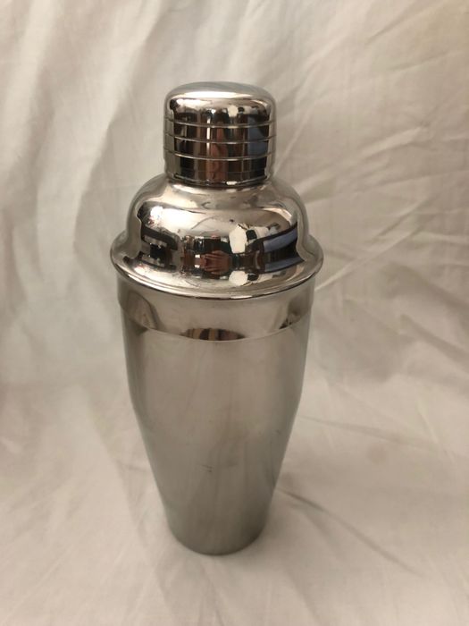 Шейкер профессиональный  0,8 L новый Нерж 18/8 для бармена