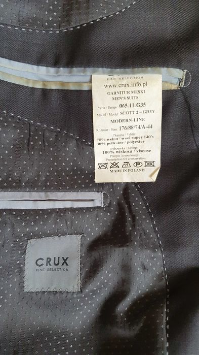 Czarny męski garnitur Crux 176/88/74/A-44