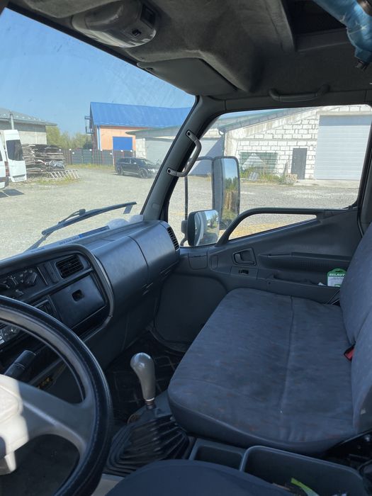 Mitsubishi Canter 2004