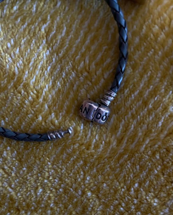 Joia/Pulseira Pandora