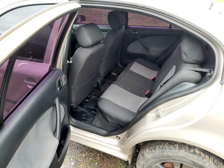 Продам авто Шкода 2005р.