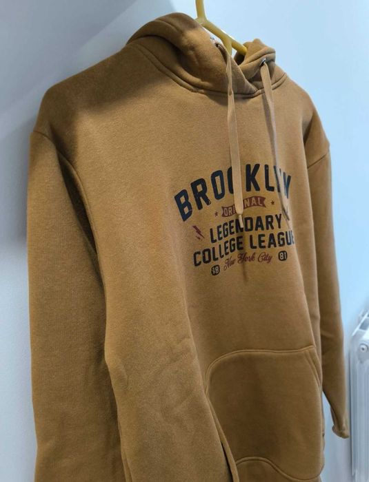 Vendo camisola de capucho