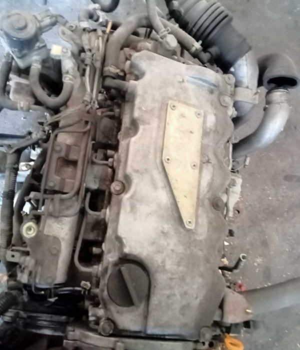 REf11B motor Nissan Almera 2.2 diesel com avaria na bomba, com caixa