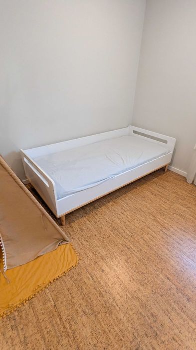 Conjunto Cama Criança Laredoute + Colchão Emma + Estrado JOM