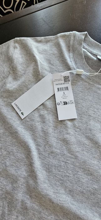Lacoste t shirt cinza