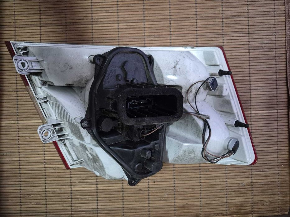 Farolin Traseiro Direito Skoda Octavia MK3 Hatchback