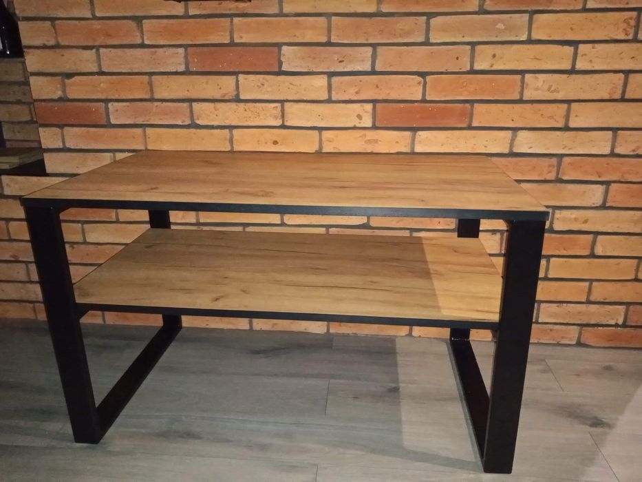Stolik kawowy industrialny