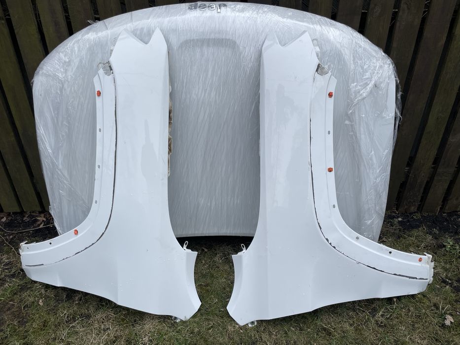 Крило Jeep Grand Cherokee Wk2