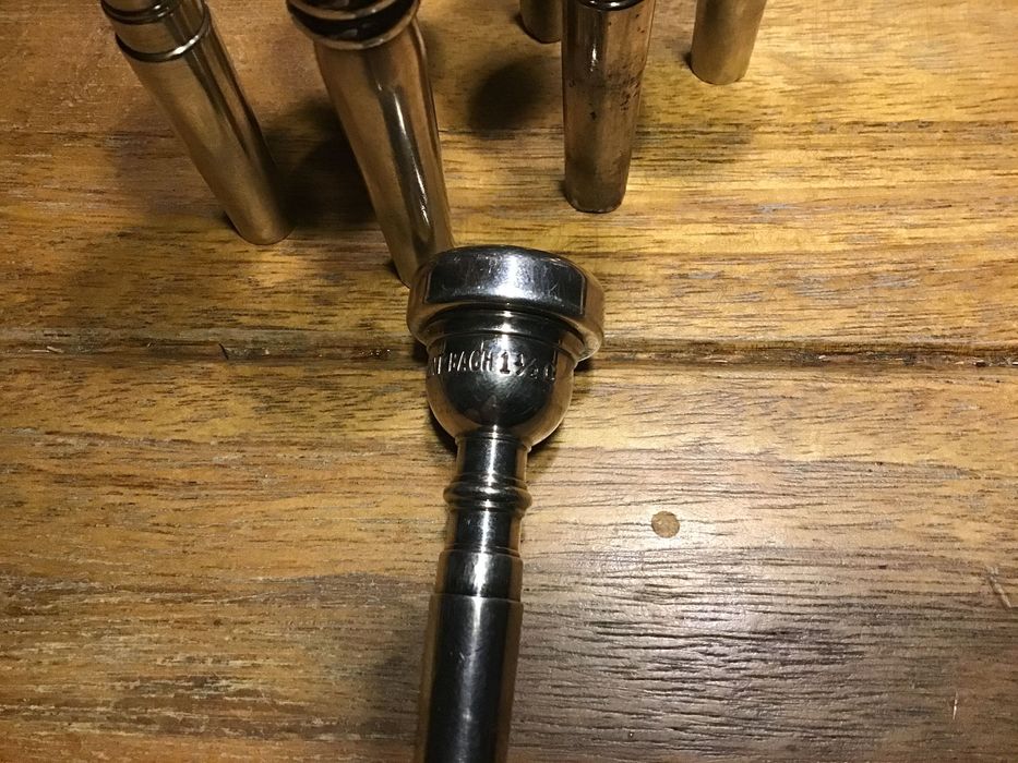 Ustniki do trabki Bach,Jettone,Warburton, Monette