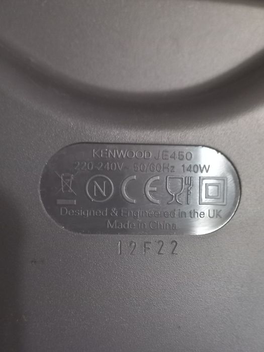 Продам профессиональную соковыжималку для цитрусовых Кеnwood JE 450