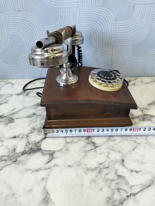 Telefon firmy R SAWA prl