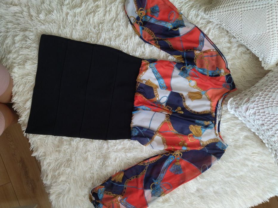 Sukienka rozcięcia na rękawach 36 38