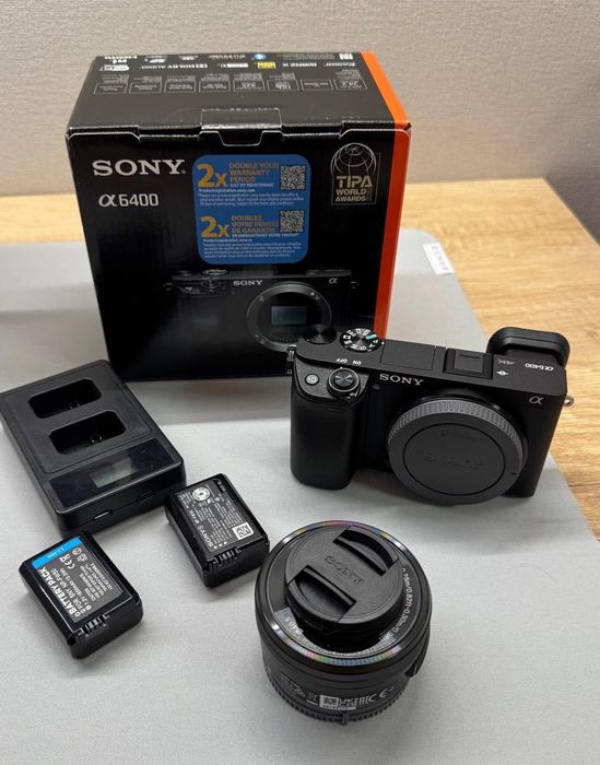 Sony Alpha A6400 kit (16-50mm) Black
