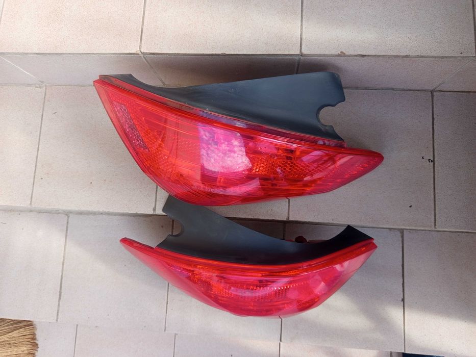 Фонарі/Стоп Фари задні Peugeot 207/308 2008 р.в.