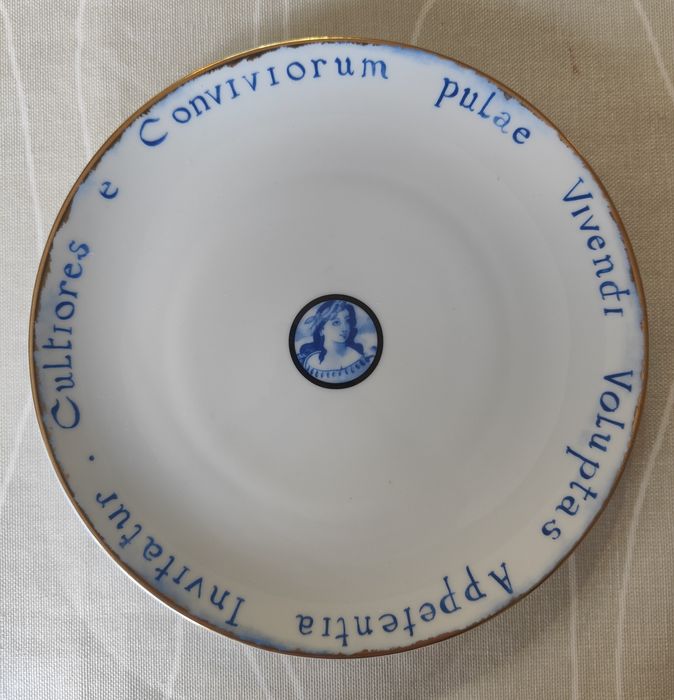 cultiores e conviviorum pulae vivendi voluptas appetentia invitatur