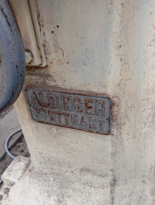 Frezarka do drewna, dolnowrzecionowa