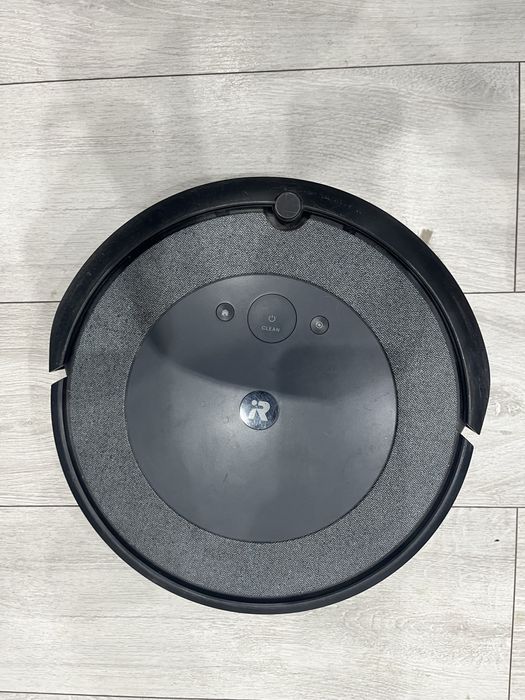 Robot sprzątający iRobot Roomba + stacja dokująca