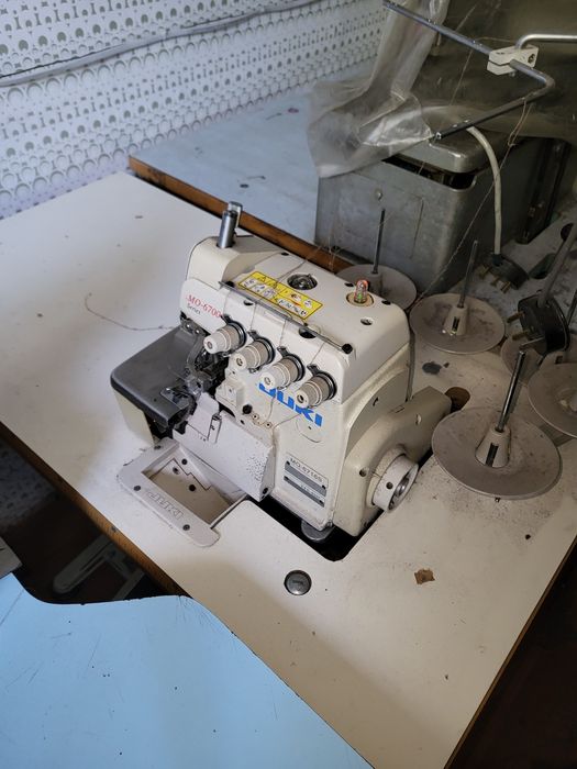 Оверлок пятиниточный