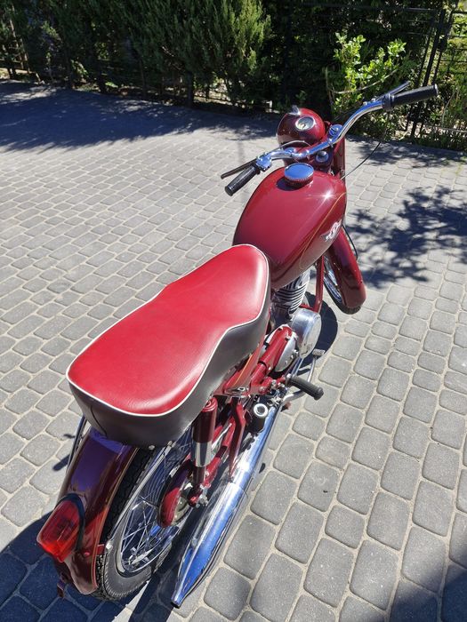 WSK 125 M06. Dwuramówka