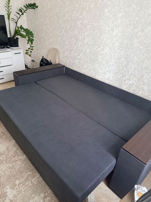 Продам диван в гарному стані