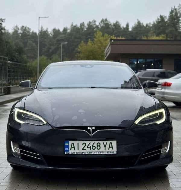 Tesla Model S