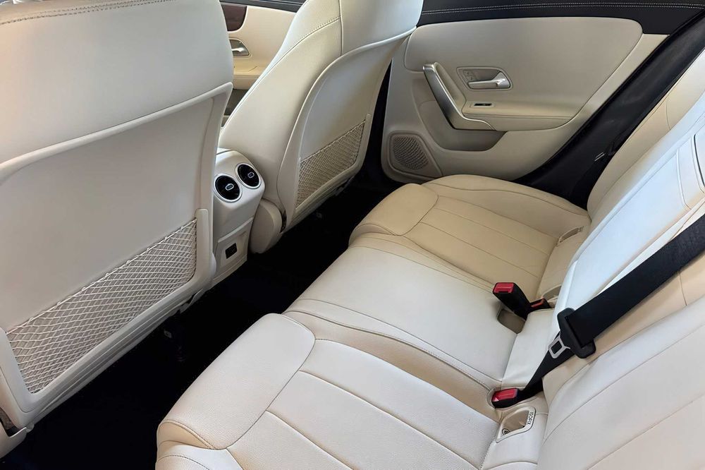 Mercedes-Benz CLA 250      2022