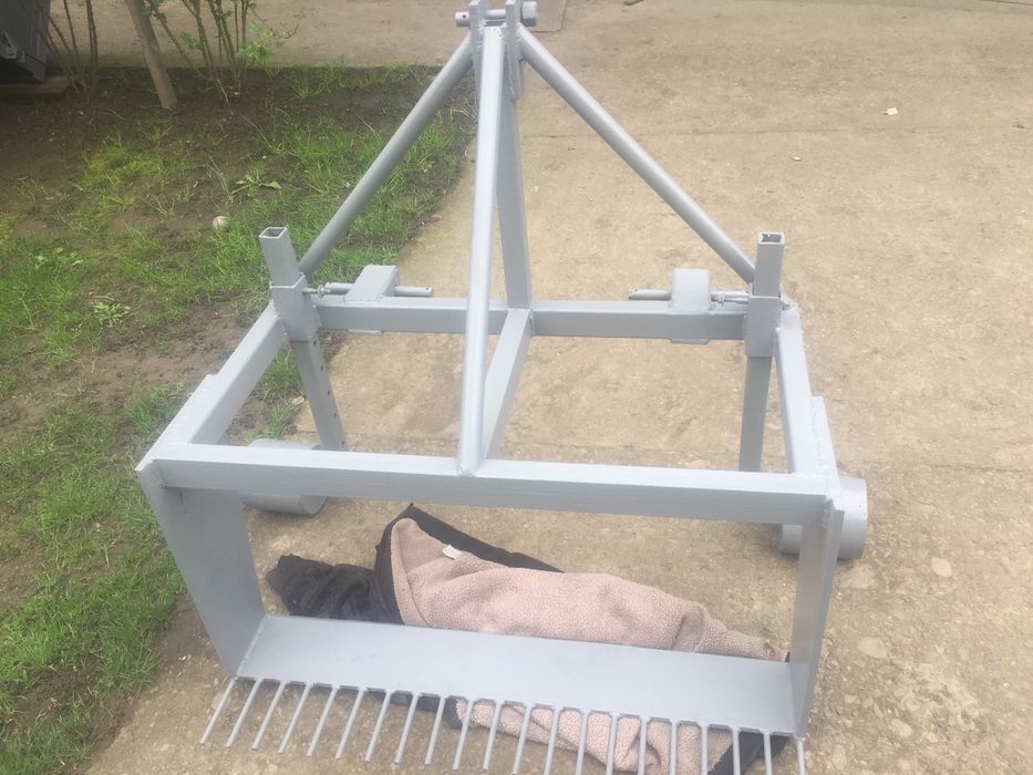 Скоба, підкопувач для часнику, цибулі, буряка