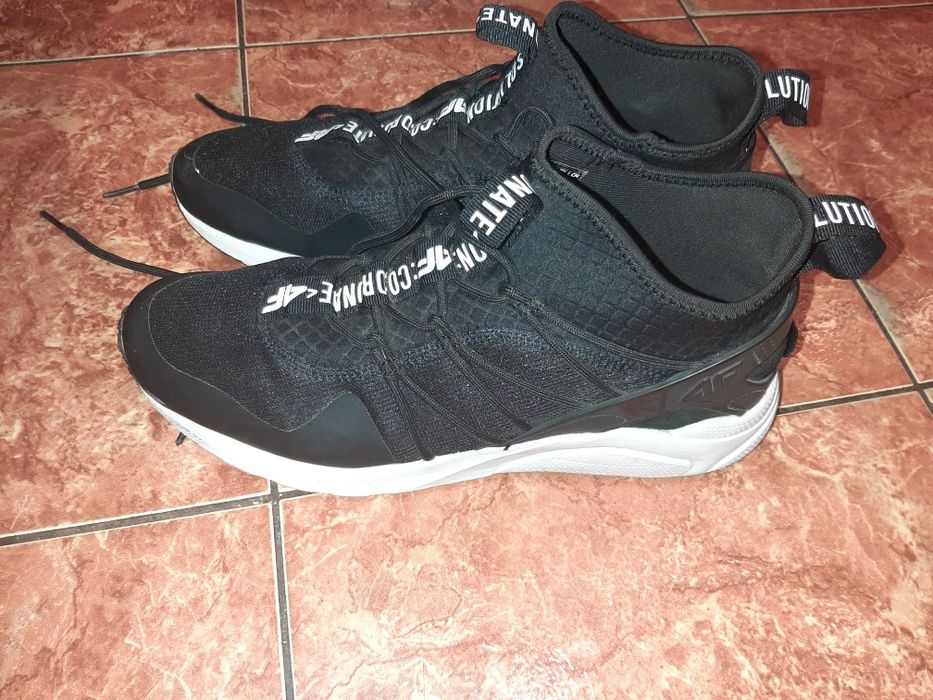 Damskie sneakersy rozmiar 423 4F